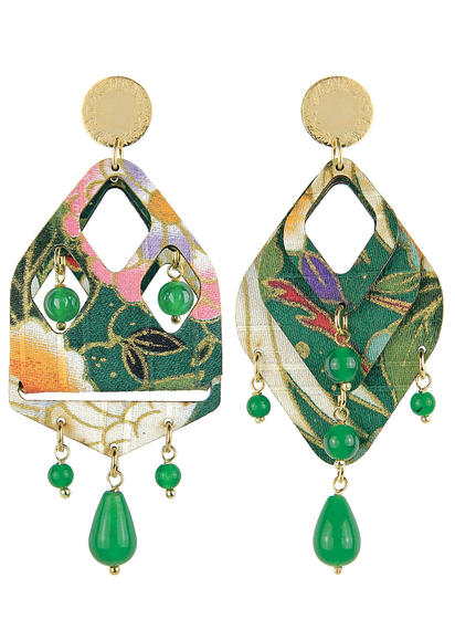 green-iro-iro-earrings