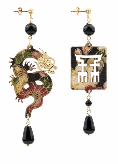 dragon-silk-and-leather-black-earrings